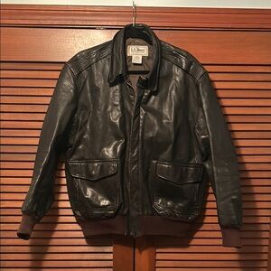Vintage L.L. Bean Men's Black Leather Bomber Jacket sz 42